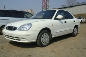 دايو نوبيرا ٢٠٠١ وواحد لون ابيض