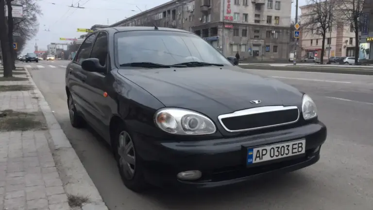 دايو لانوس ٢٠٠٨ لونها اسود