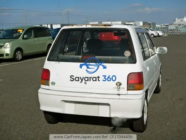دايهاتسو - خلفية (Rear View)