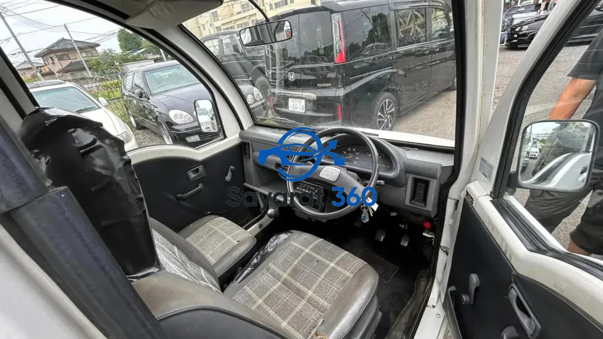دايهاتسو - المقصورة (Interior)