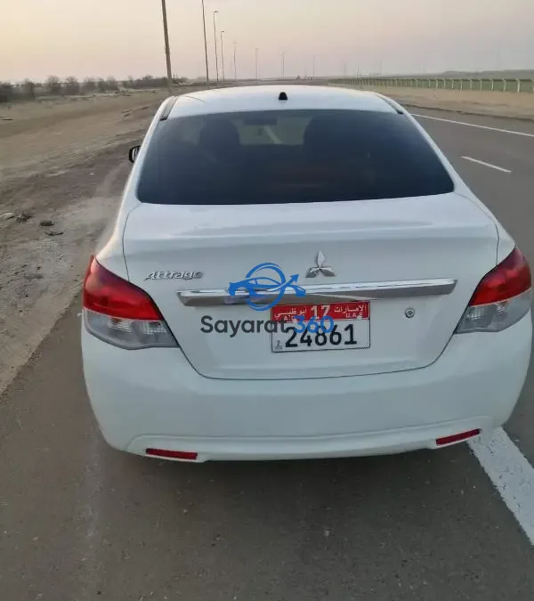 ميتسوبيشي - خلفية (Rear View)