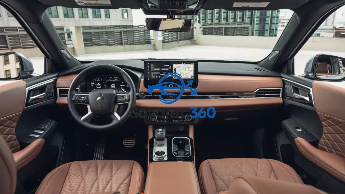 ميتسوبيشي - المقصورة (Interior)