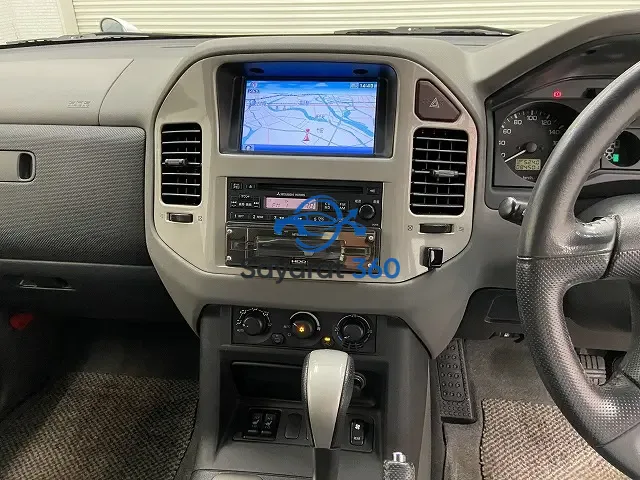 ميتسوبيشي - لوحة القيادة (Dashboard)