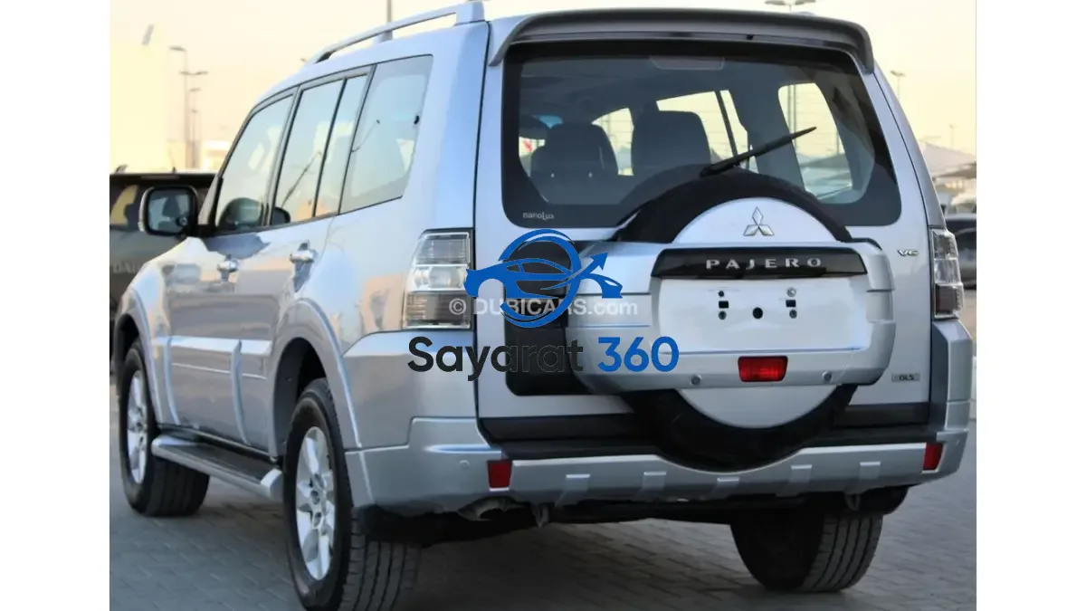 ميتسوبيشي - خلفية (Rear View)