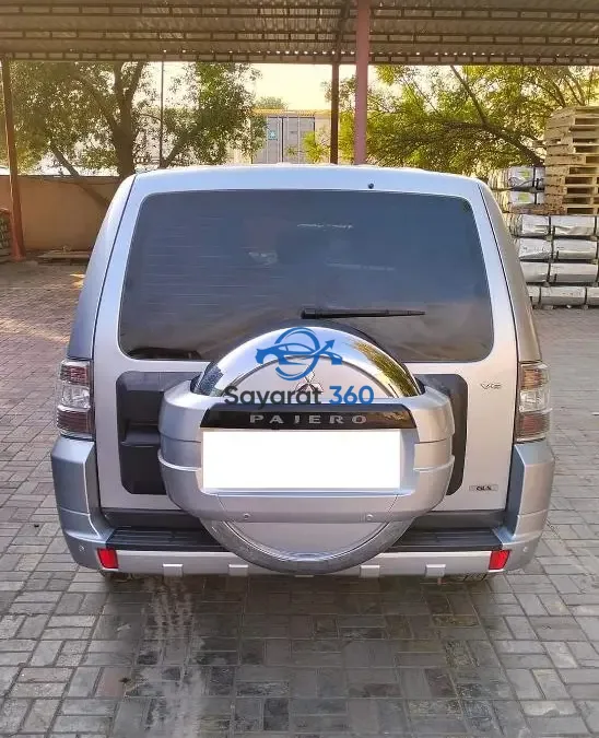 ميتسوبيشي - خلفية (Rear View)