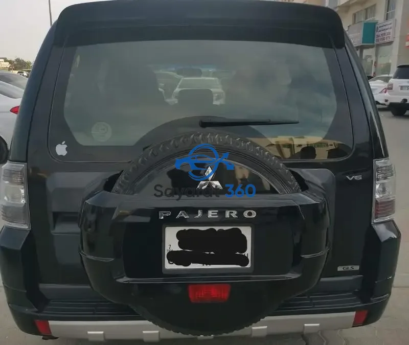 ميتسوبيشي - صندوق الأمتعة (Trunk)