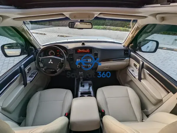 ميتسوبيشي - المقصورة (Interior)