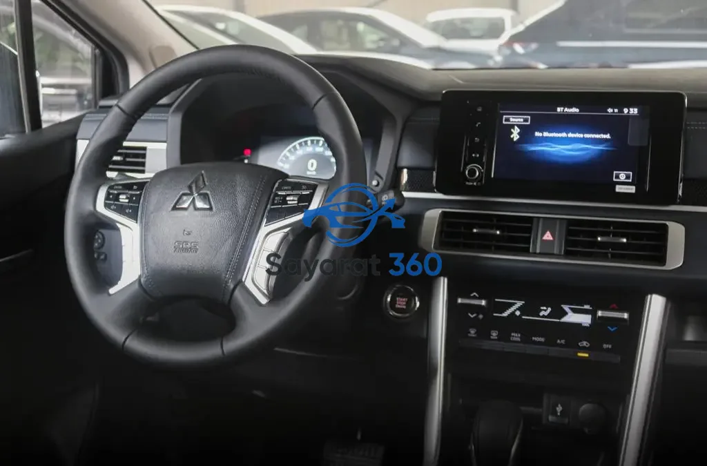 ميتسوبيشي - لوحة القيادة (Dashboard)