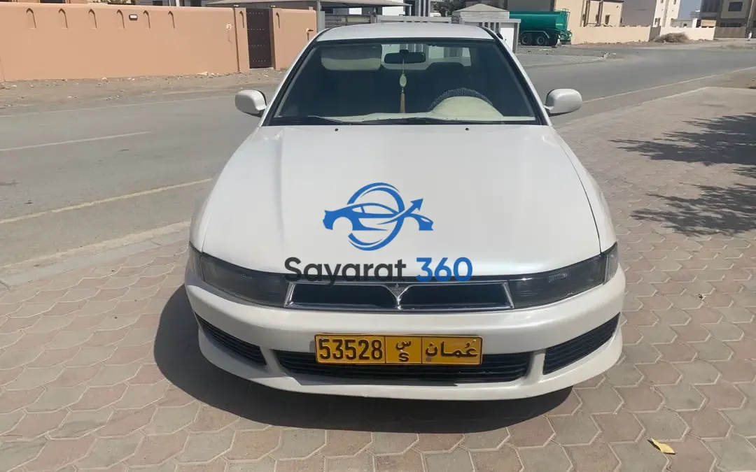 ميتسوبيشي - واجهة أمامية (Front View)