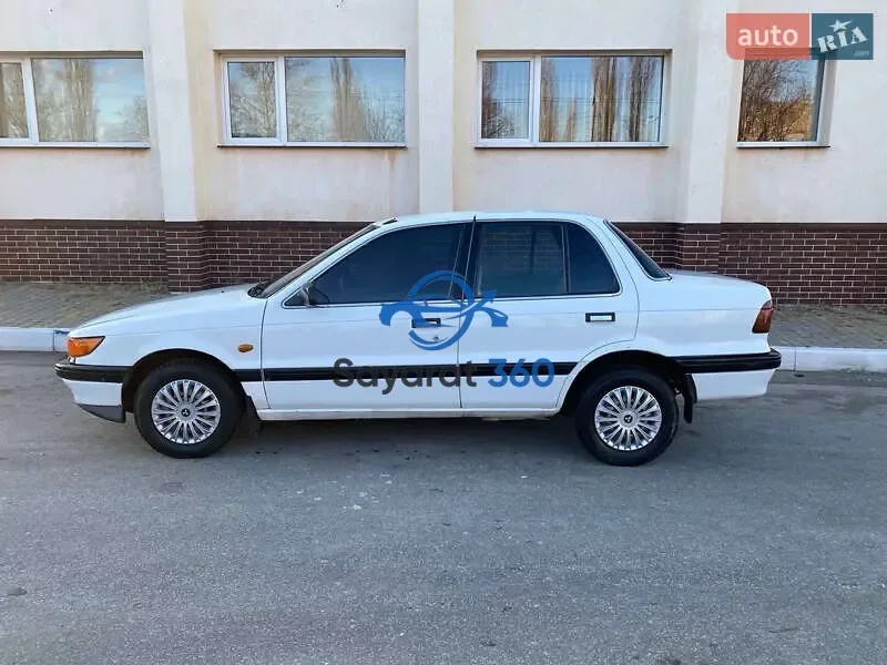 ميتسوبيشي - جانبية (Side View)