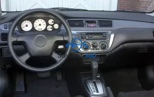 ميتسوبيشي - لوحة القيادة (Dashboard)