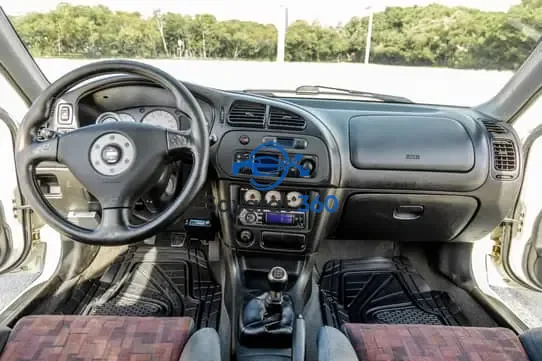 ميتسوبيشي - المقصورة (Interior)