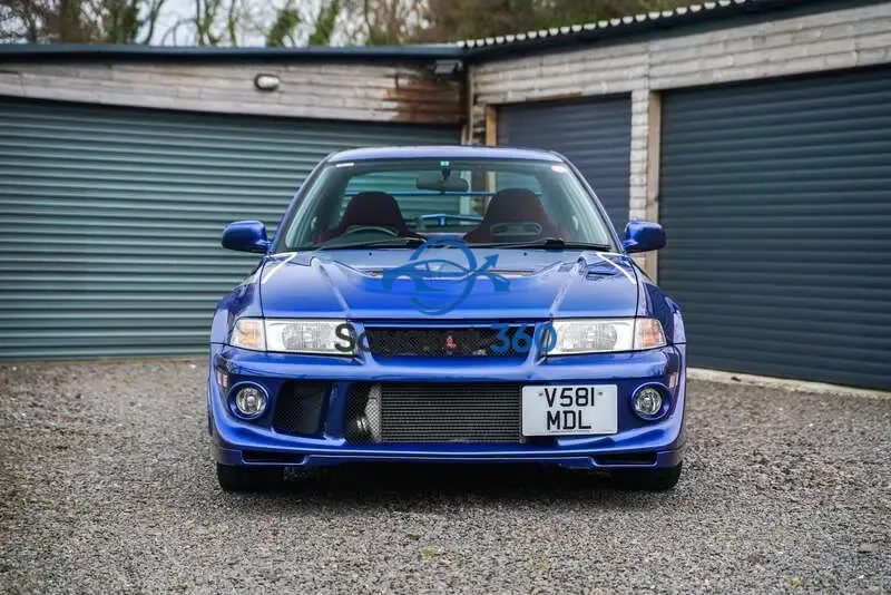 ميتسوبيشي - زاوية 3/4 أمامية (3/4 Front)