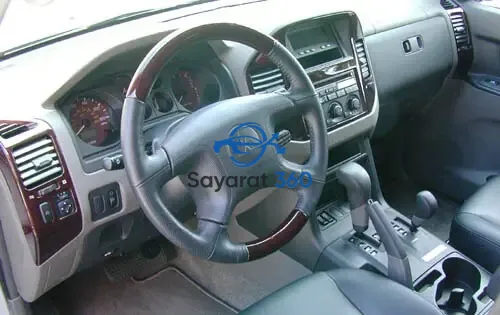 ميتسوبيشي - المقصورة (Interior)