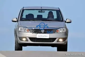 رينو - زاوية 3/4 أمامية (3/4 Front)