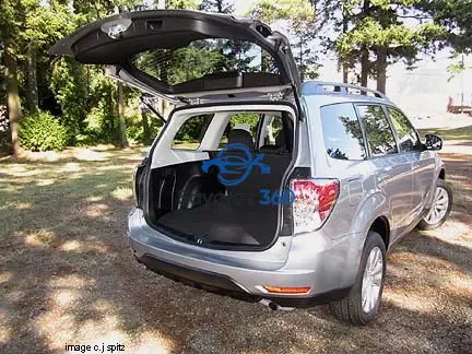 سوبارو - صندوق الأمتعة (Trunk)