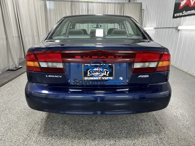 سوبارو - خلفية (Rear View)