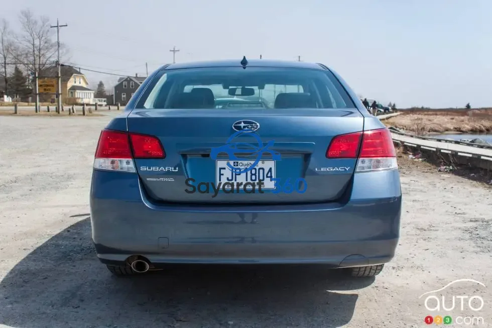 سوبارو - خلفية (Rear View)