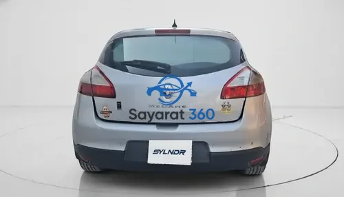 رينو - خلفية (Rear View)