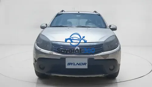 رينو - واجهة أمامية (Front View)